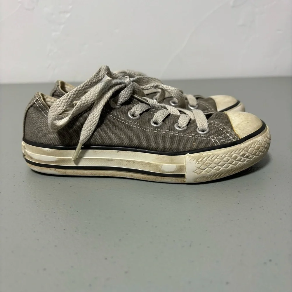 Converse Gray Sneakers Lace Up Youth Size 11